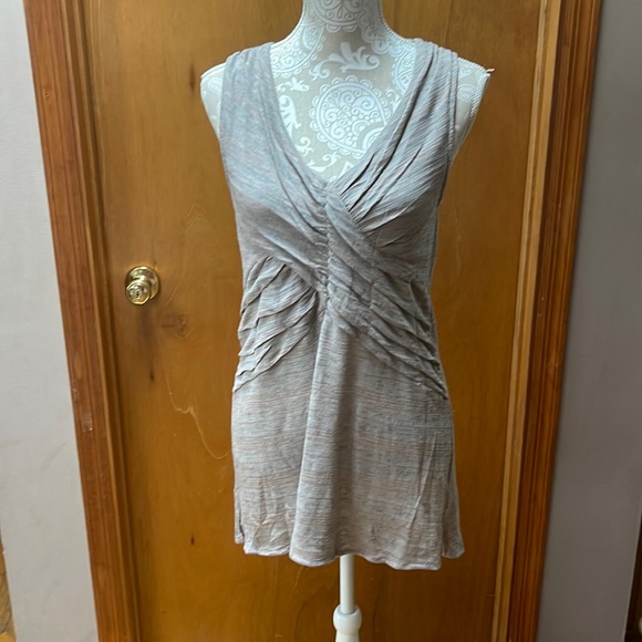 Astars Tops - NWOT Astars pleat detail tank tunic. Size Large.